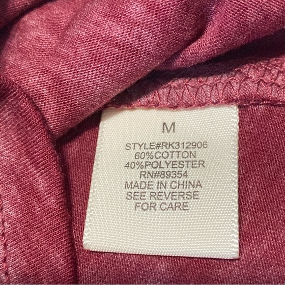 Ultra Flirt Long-Sleeved Textured Boyfriend T-Shirt Maroon Juniors Size medium - Picture 2 of 6